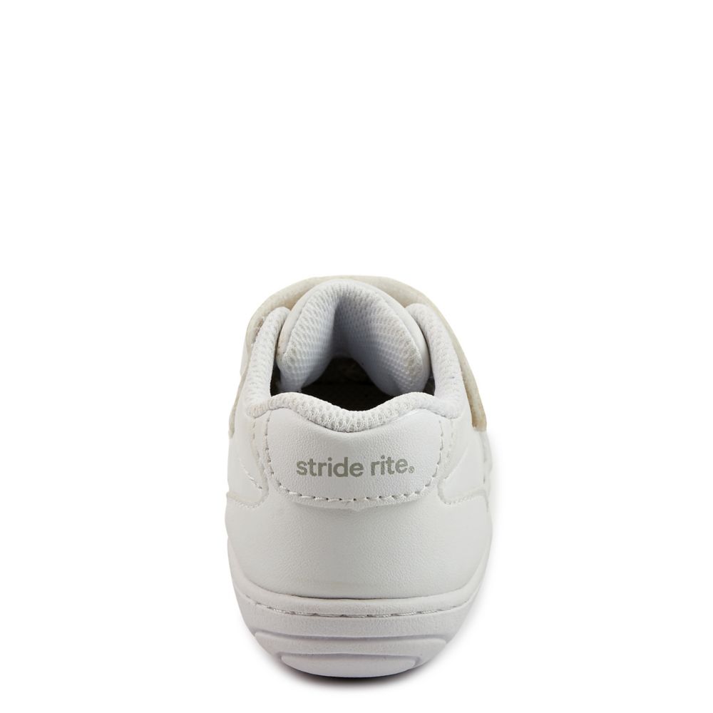 stride rite taye sneaker