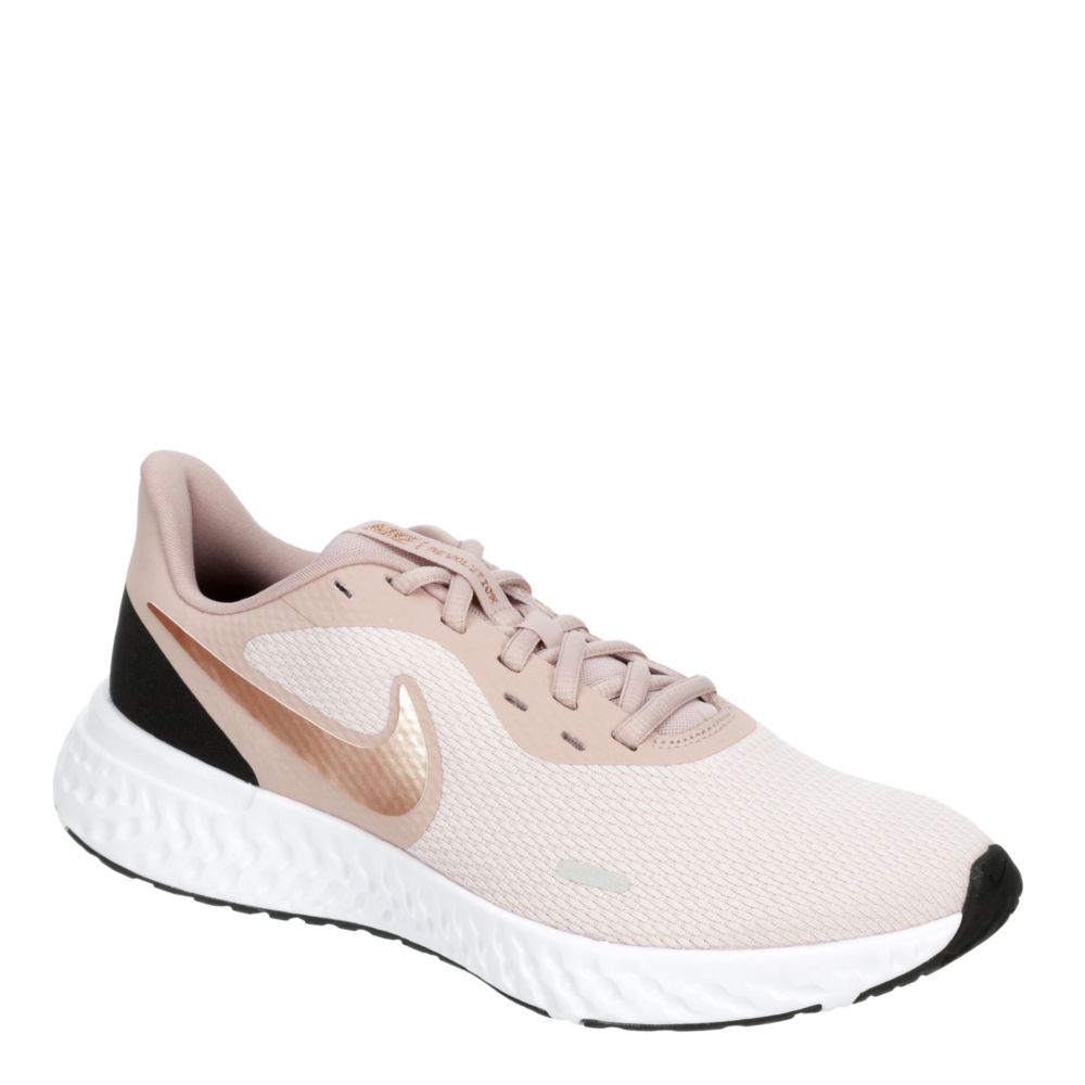 womens nike revolution 5