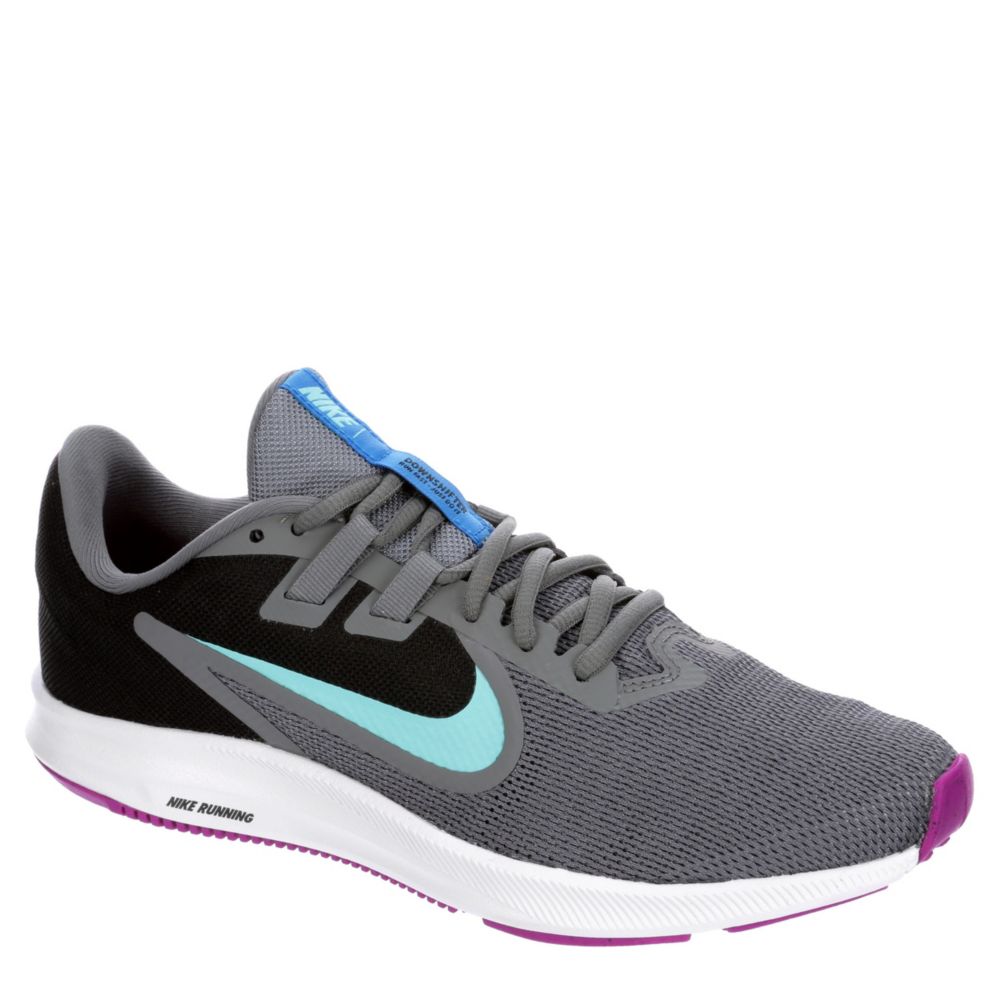 nike grey and pink running shoes