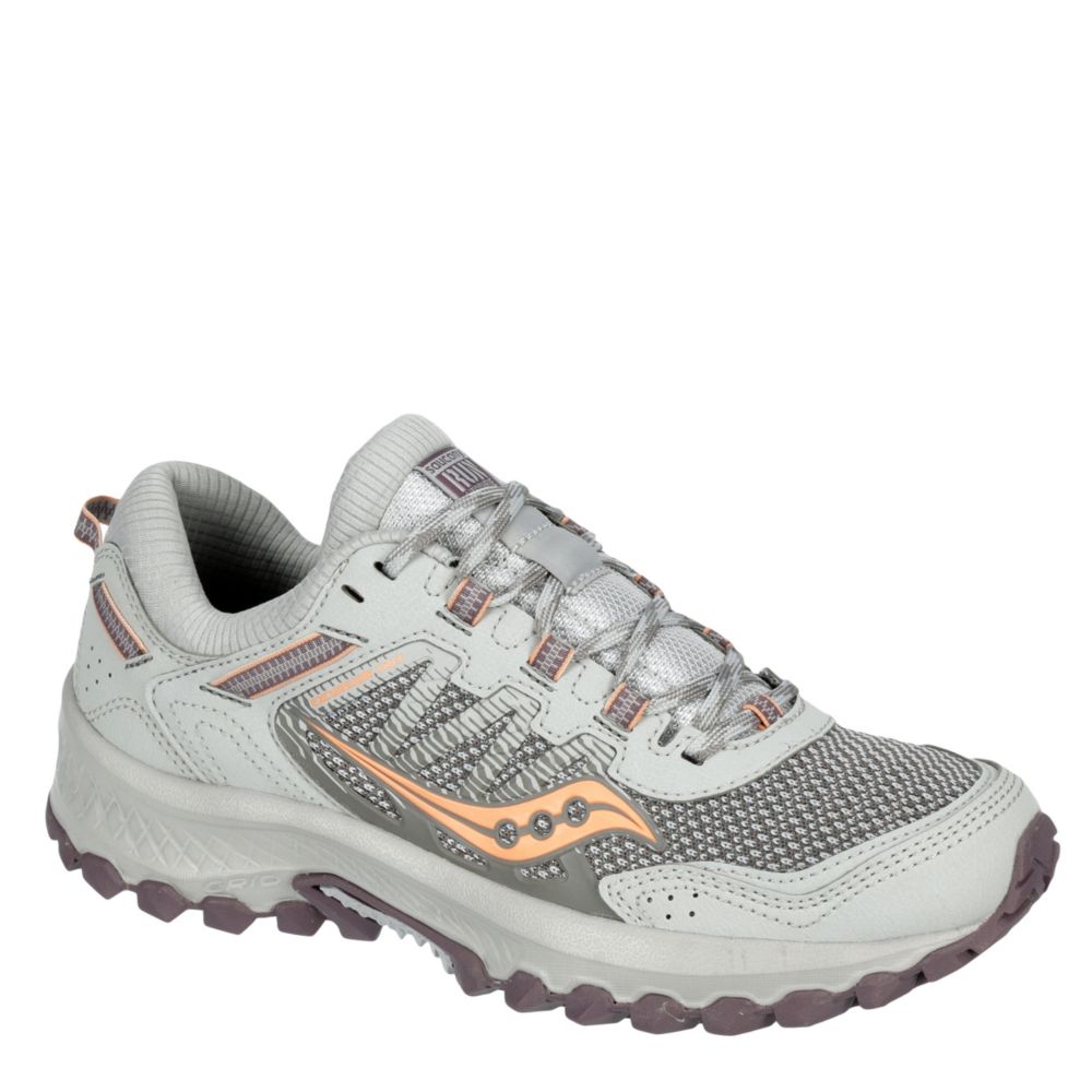 saucony training shoes womens