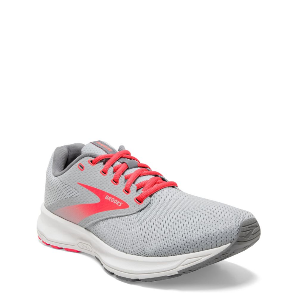 brooks womens white shoes