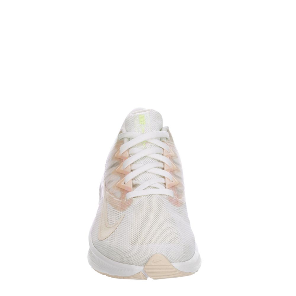 nike running quest 3 trainers in off white