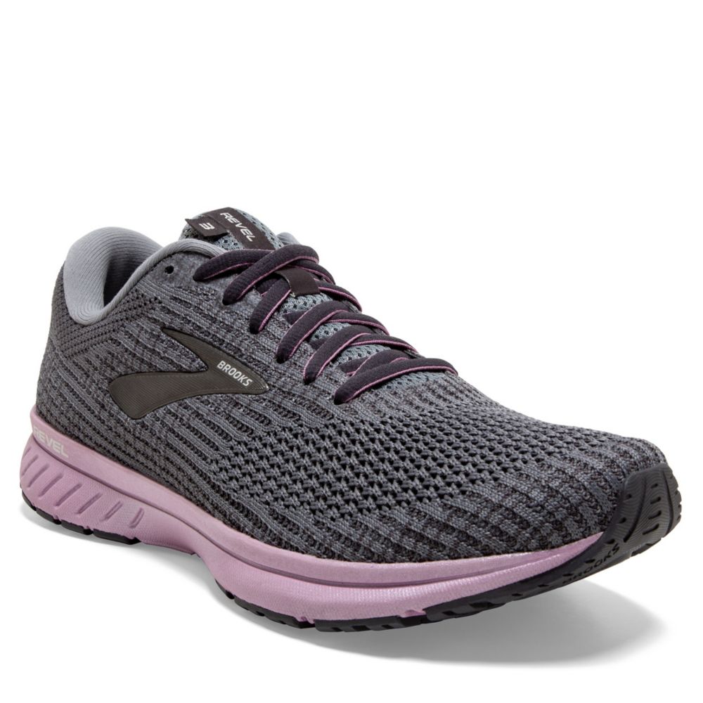 revel 3 brooks womens