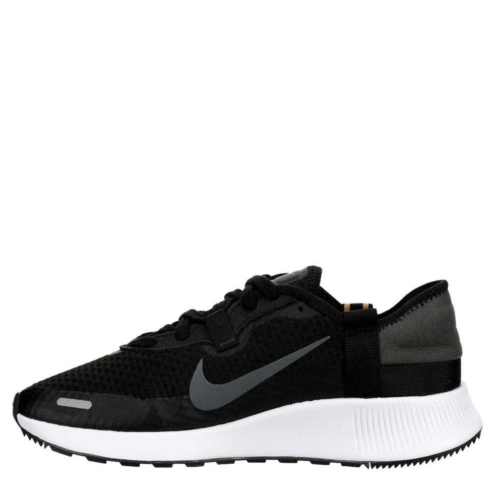 womans black nike sneakers