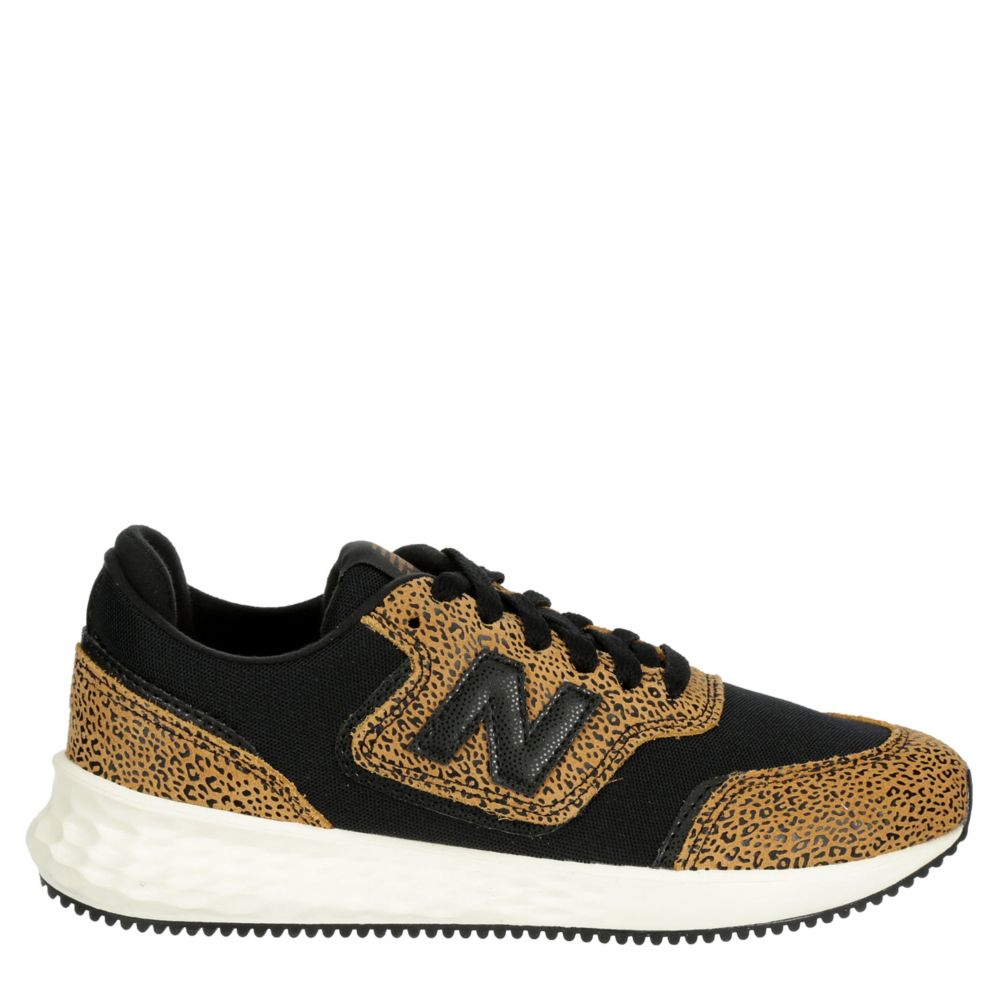 brown new balance women's