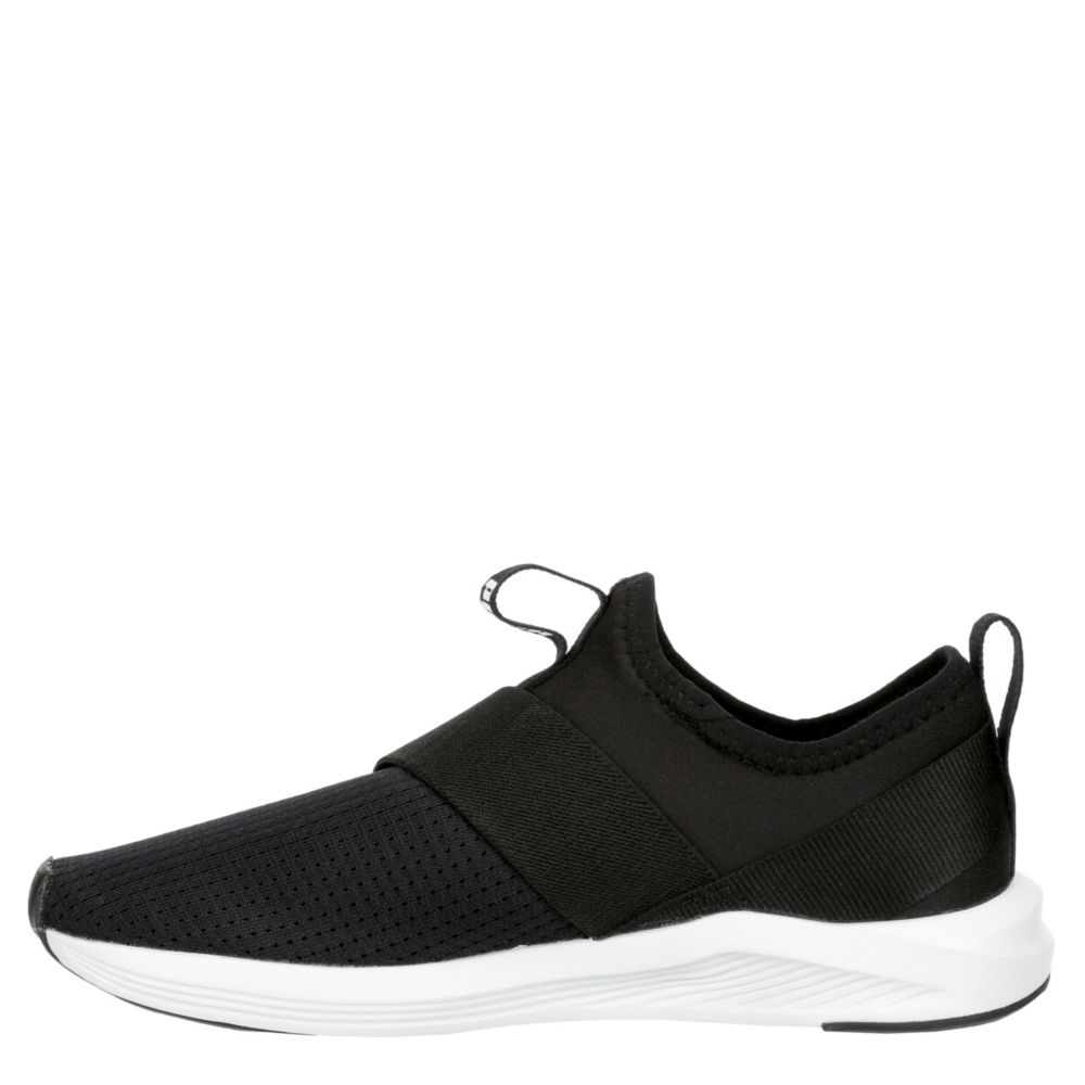 women's prowl slip on sneaker