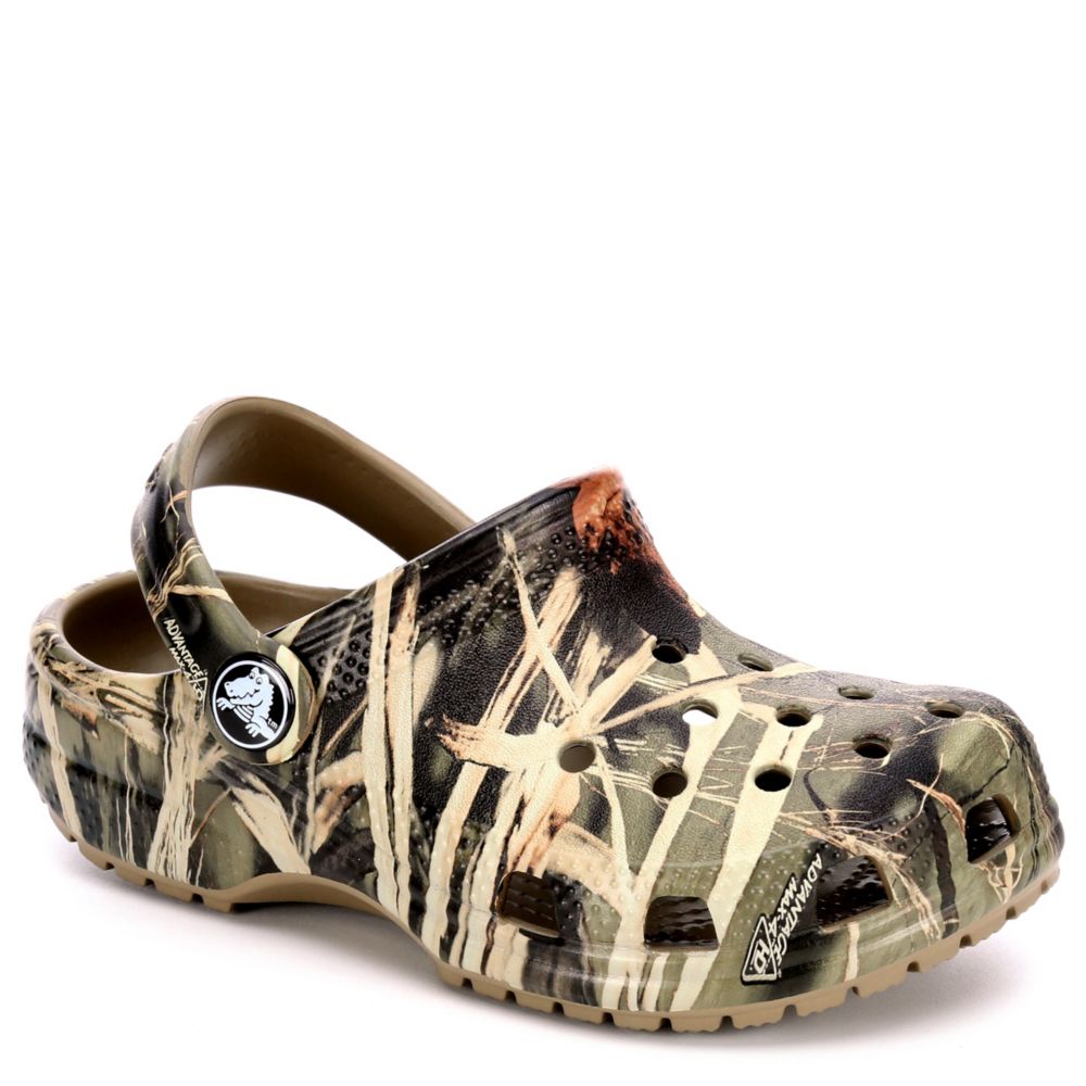 camo crocs near me