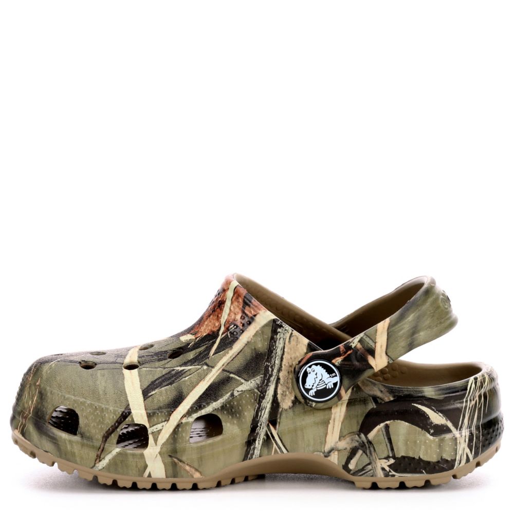 infant camo crocs