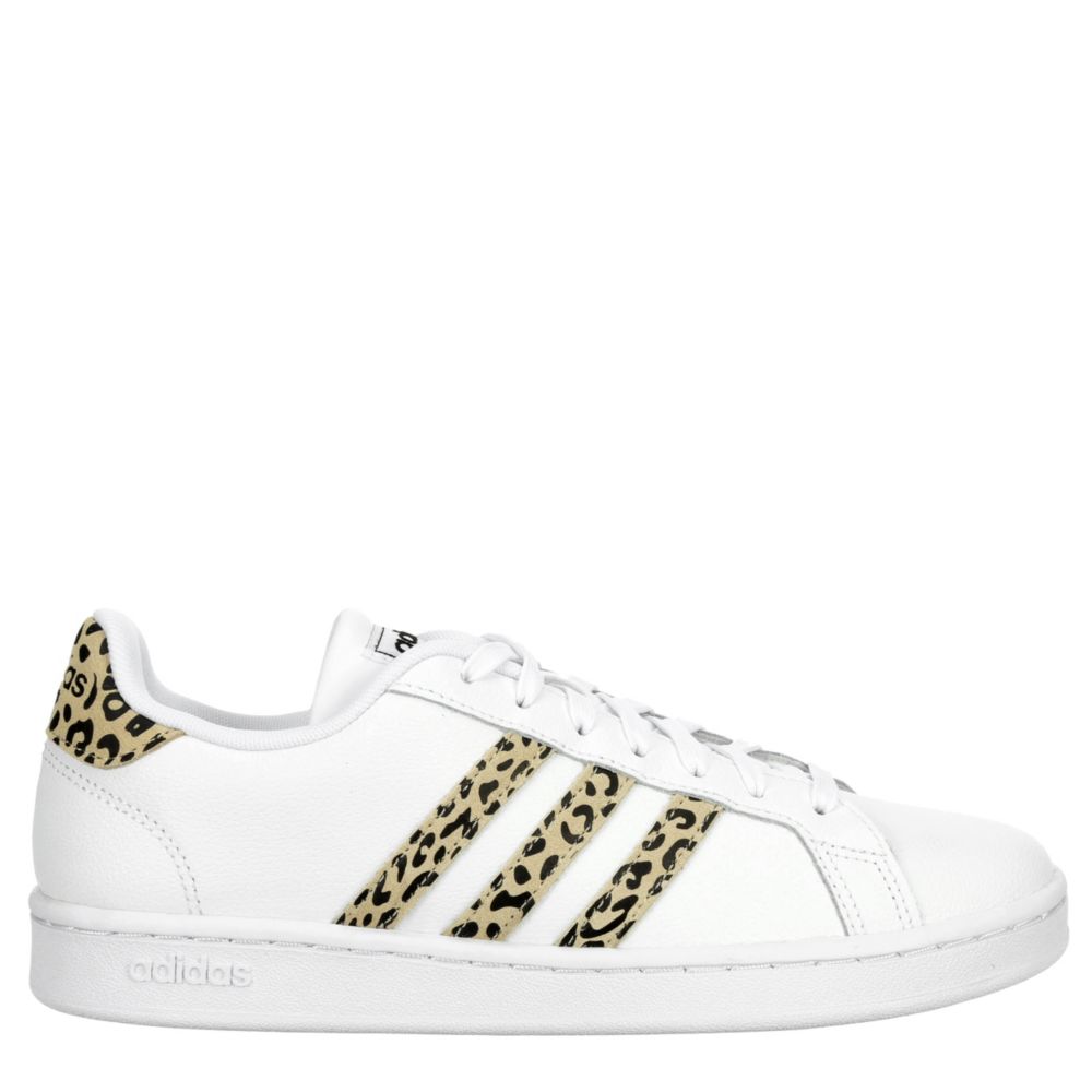 adidas shoes sale 70 off