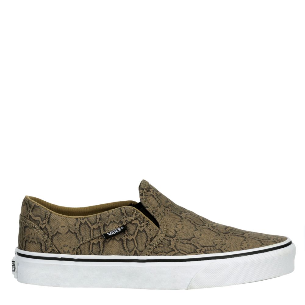 vans slip on tennis shoes