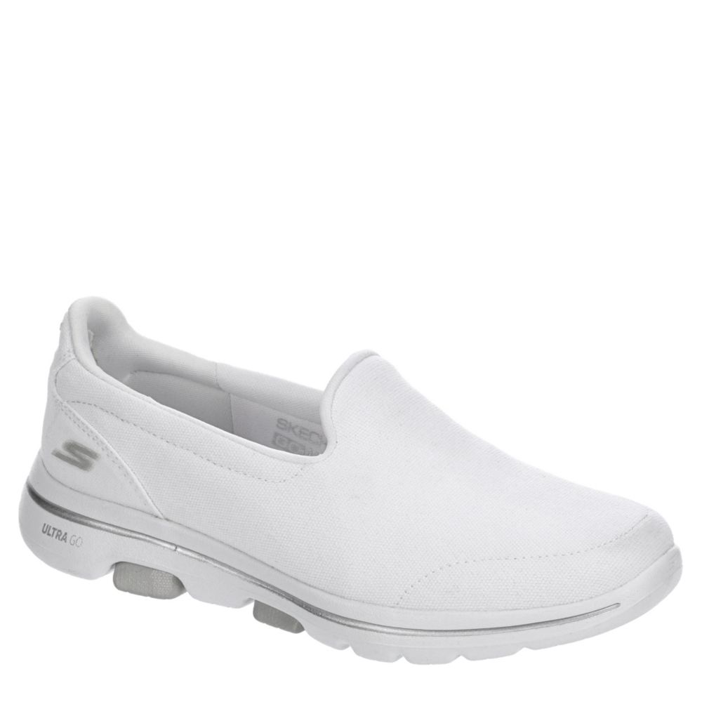 women's skechers slip on tennis shoes