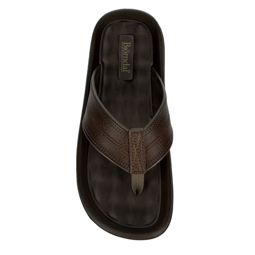 Buy Men Beige Flip Flops Online - 809751