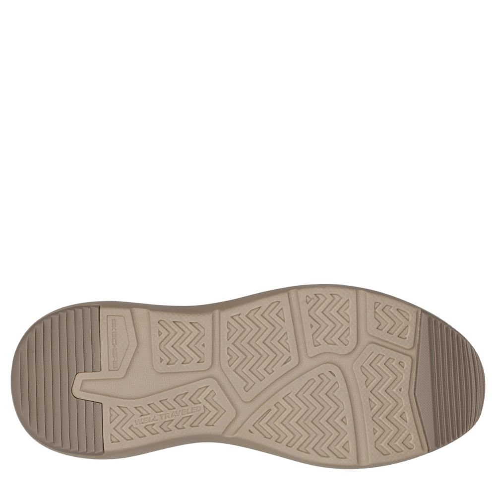 Skechers Mens Parson - Oswin Slip-in Moccasin : : Clothing, Shoes  & Accessories