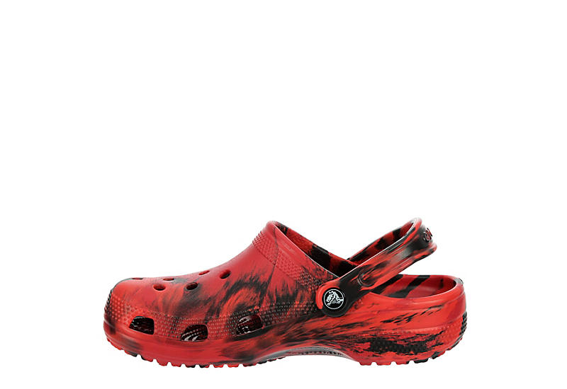 Åre Immunitet Stjerne Red Crocs Unisex Classic Clog | Casual Shoes | Rack Room Shoes
