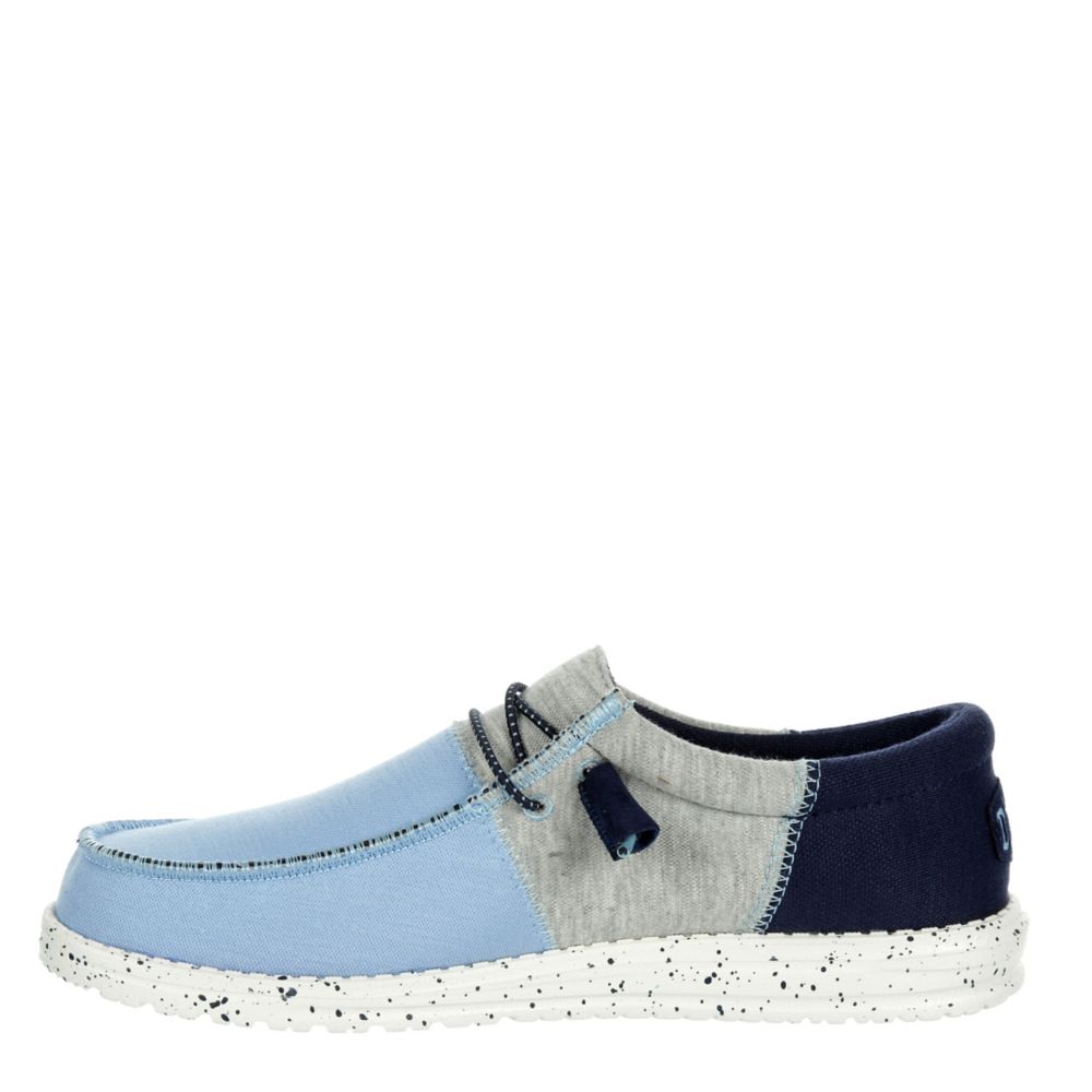 MENS WALLY TRI-VARSITY SLIP ON SNEAKER