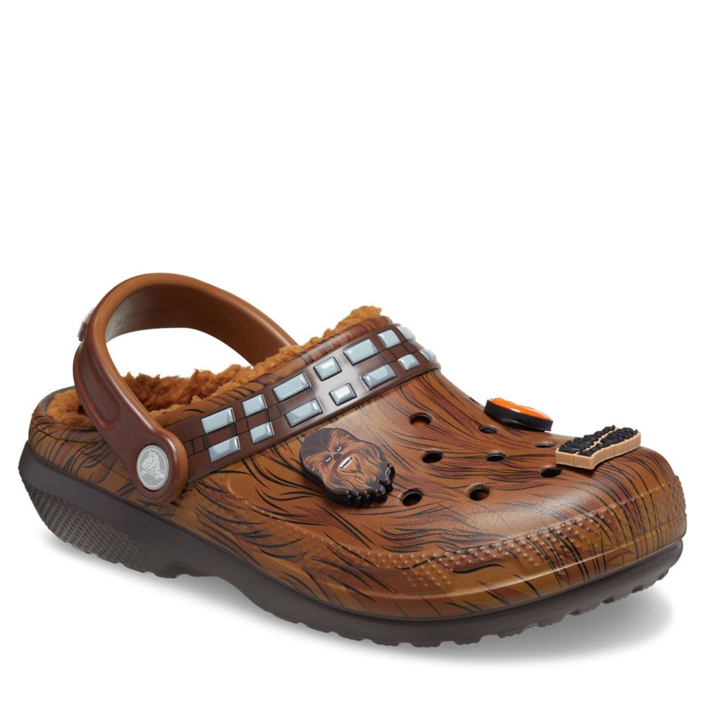 Brown crocs best sale with fur