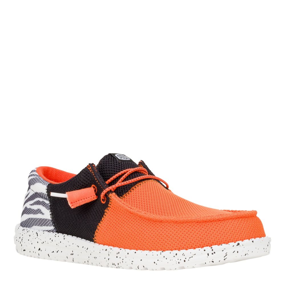 MENS WALLY SLIP ON SNEAKER