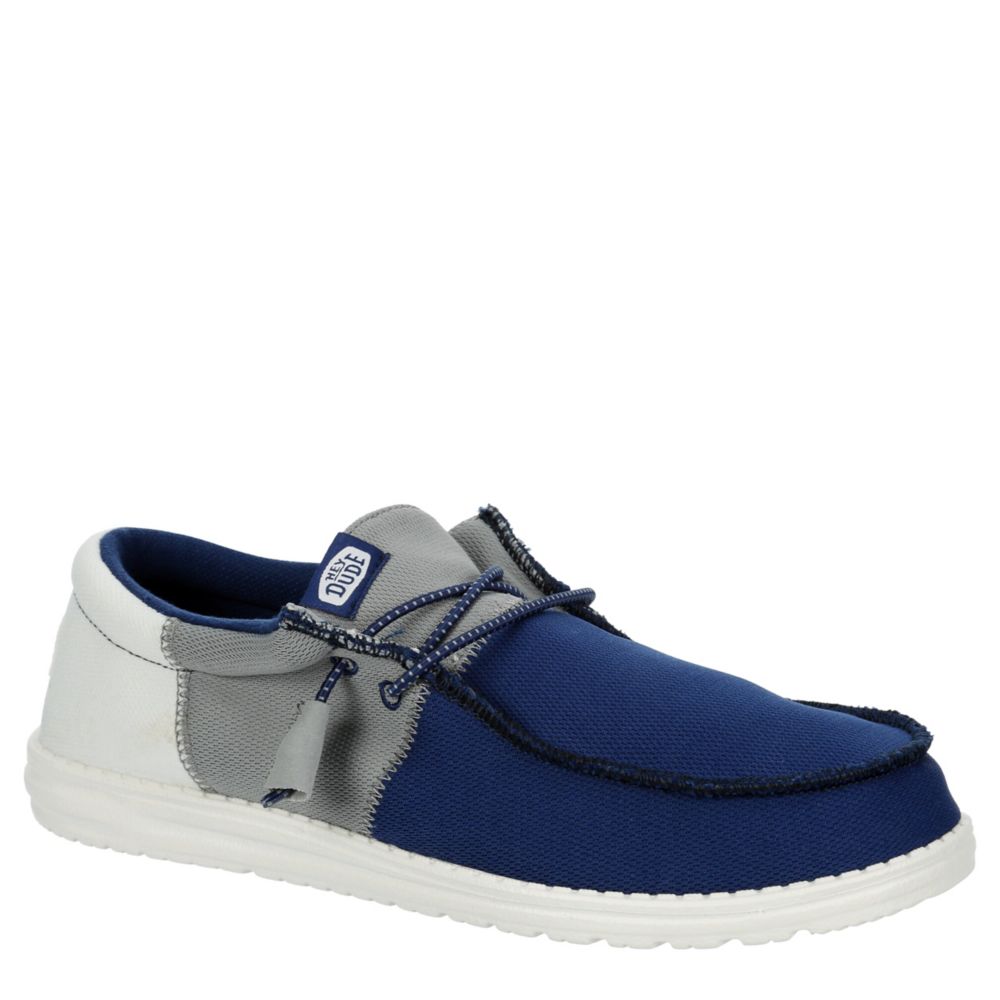 MENS WALLY TRI-VARSITY SLIP ON SNEAKER