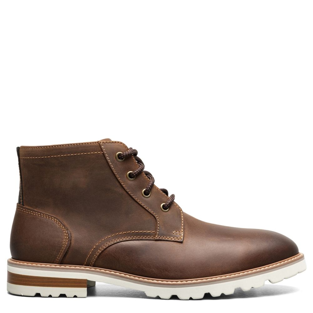 MENS RENEGADE PLAIN TOE CHUKKA BOOT