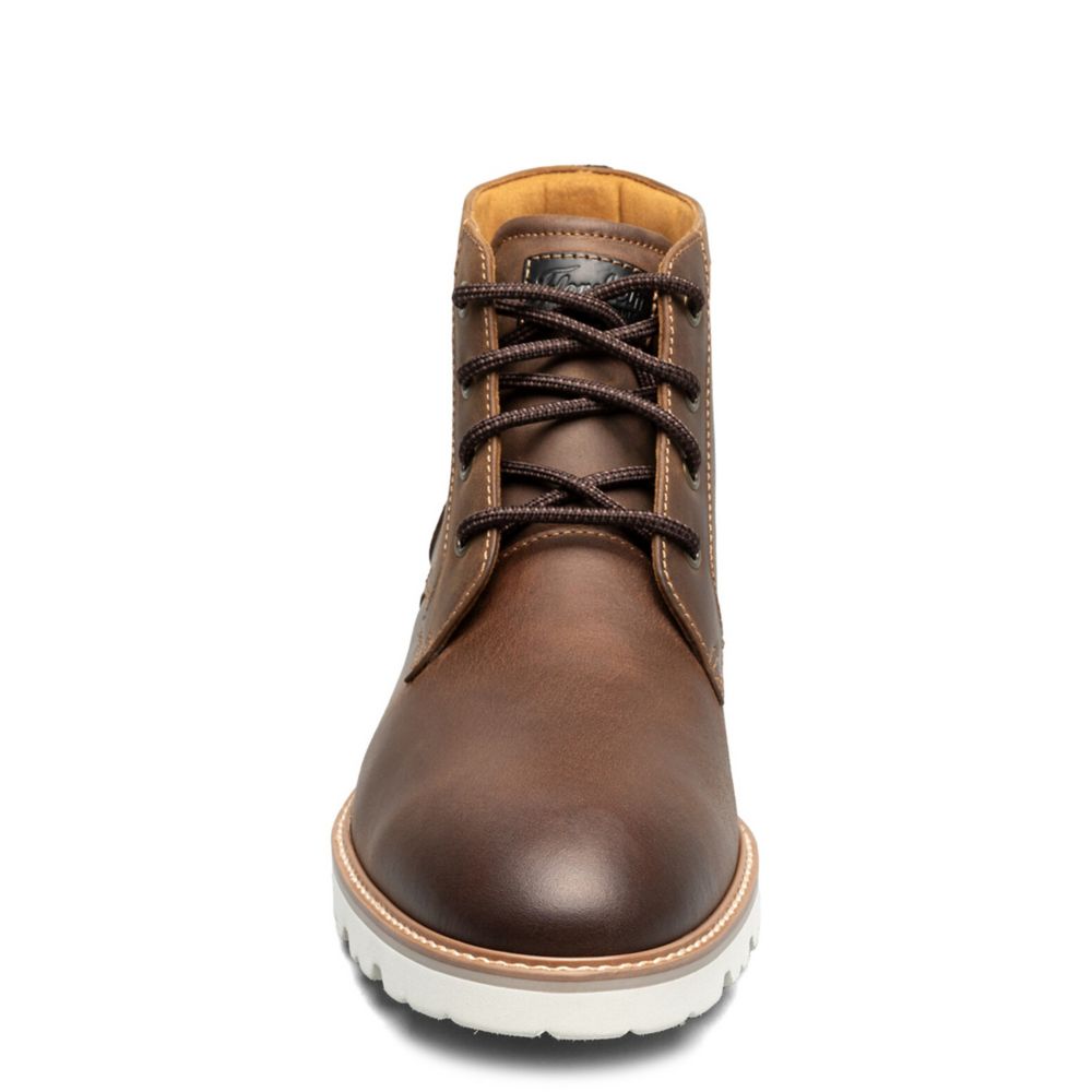 MENS RENEGADE PLAIN TOE CHUKKA BOOT