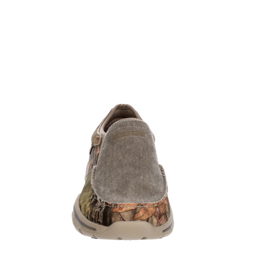skechers creston moseco taupe