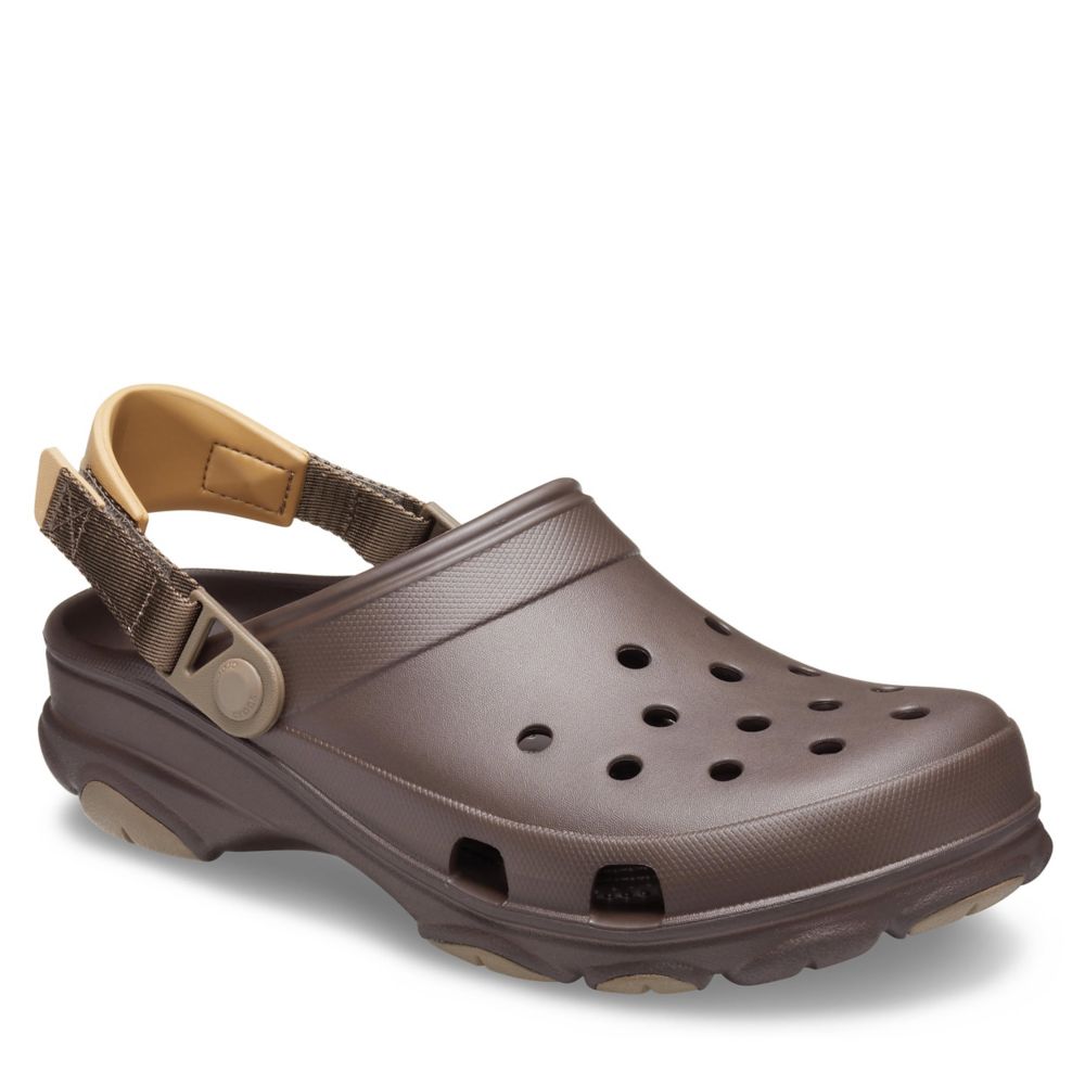 mens chocolate crocs