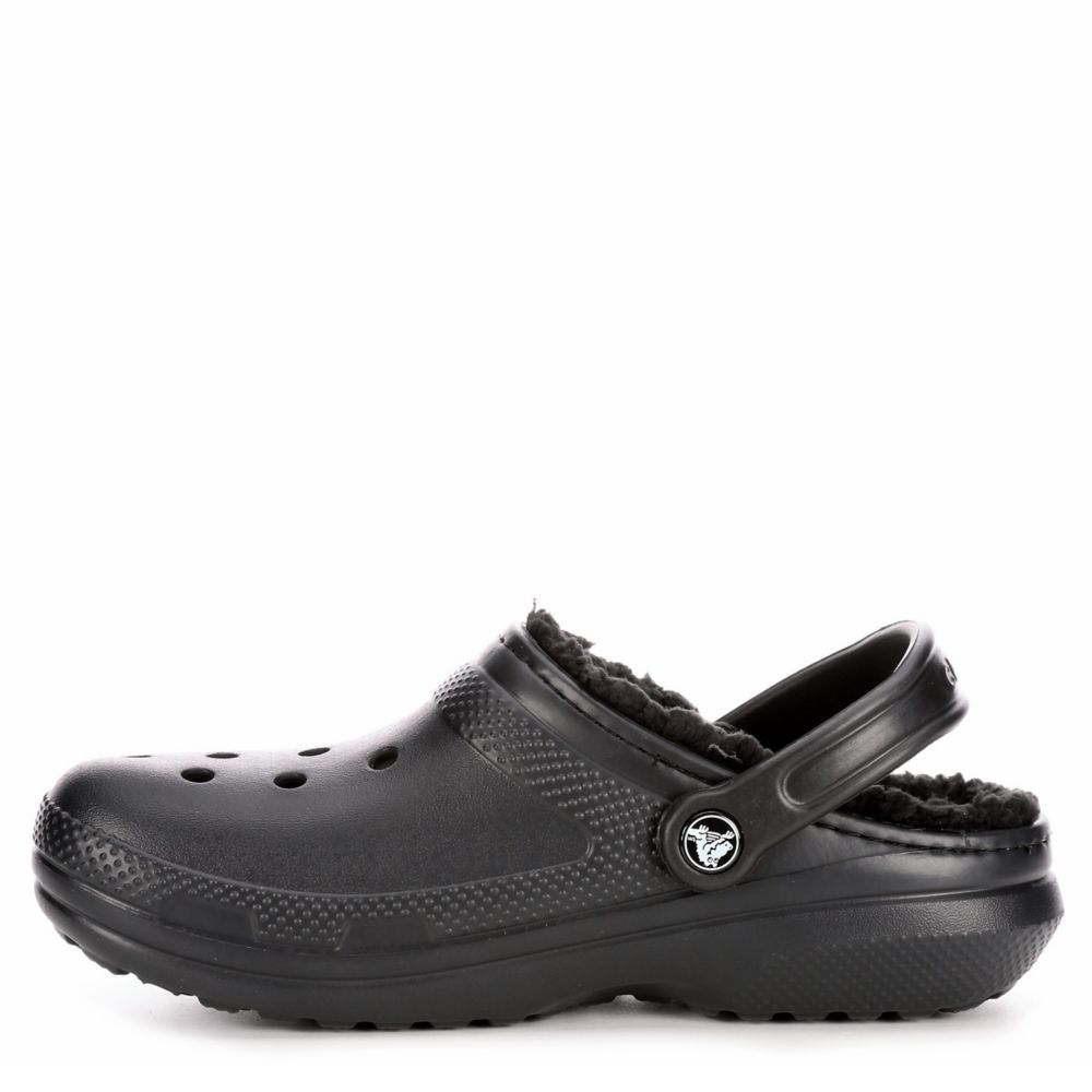 Black crocs rack online room shoes