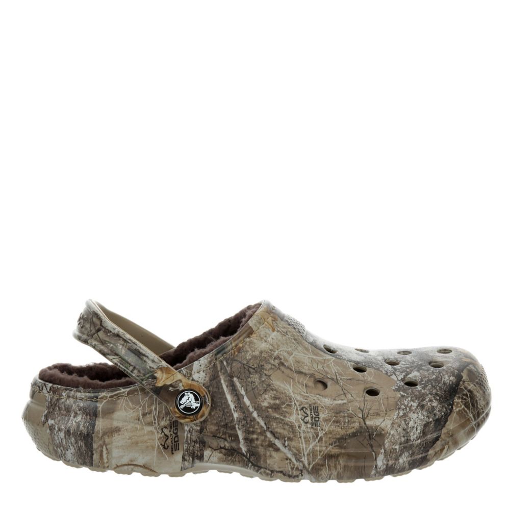 camo lined crocs