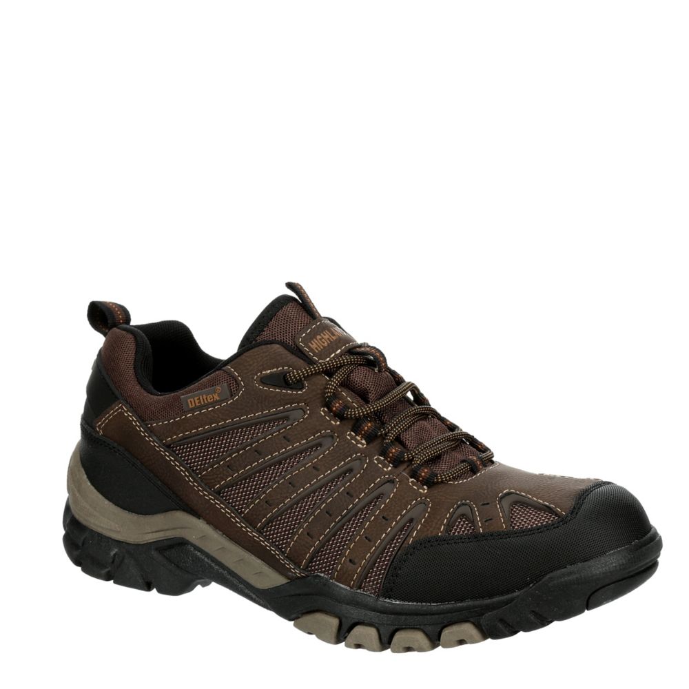 HIGHLANDER Men Brown Sneakers