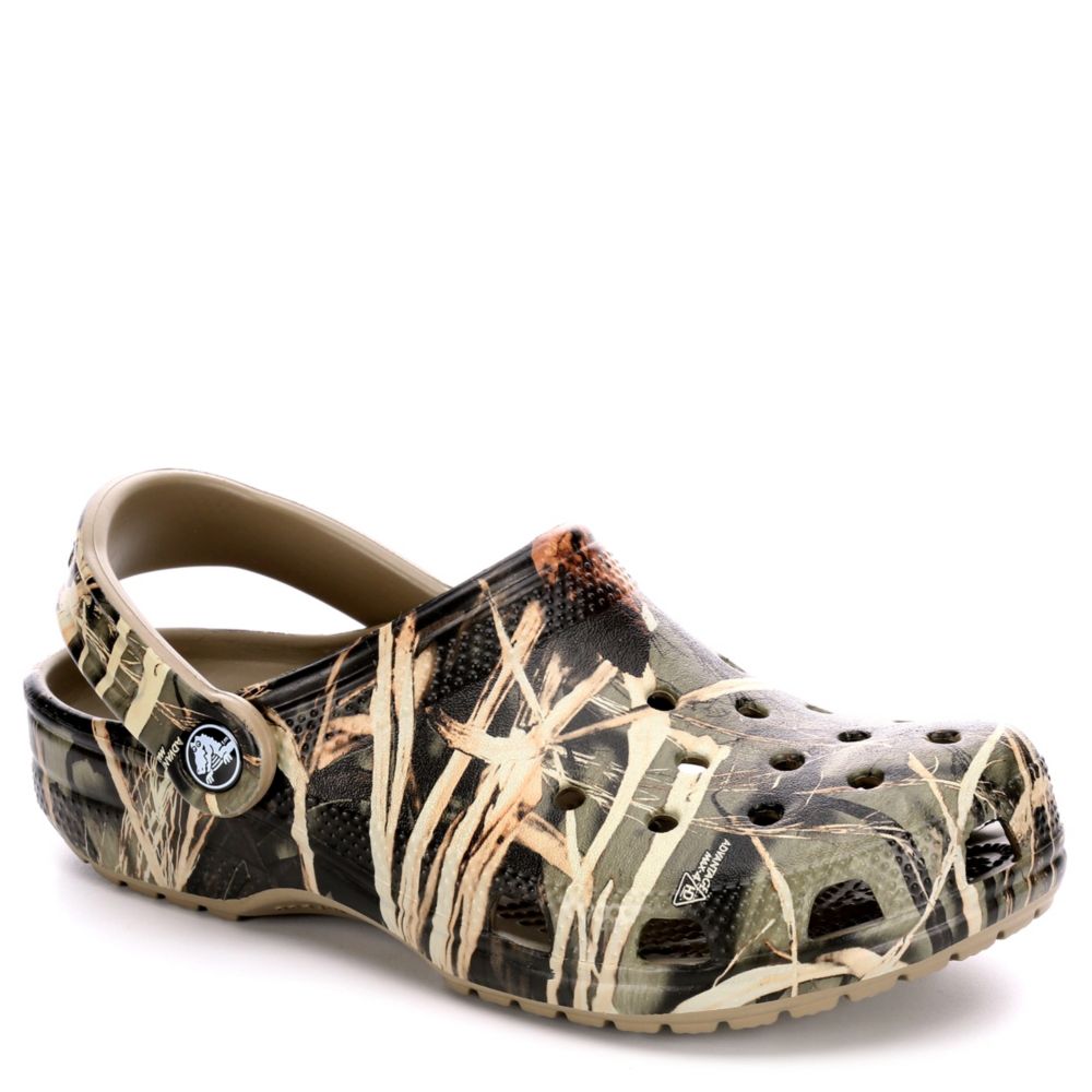 camo croc