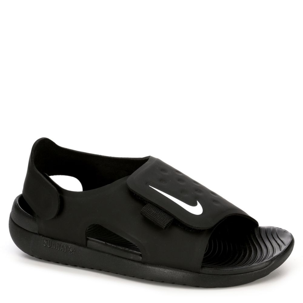 nike flip flops kids