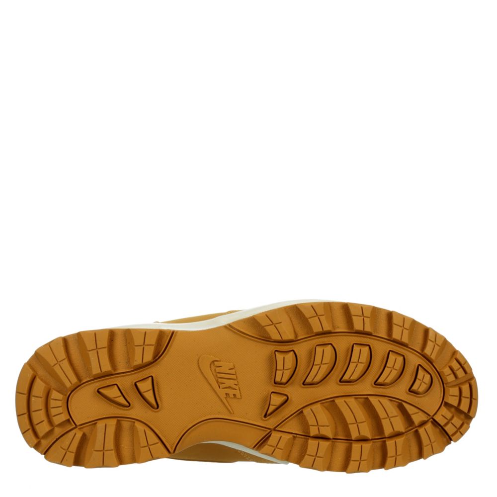 nike manoa tan