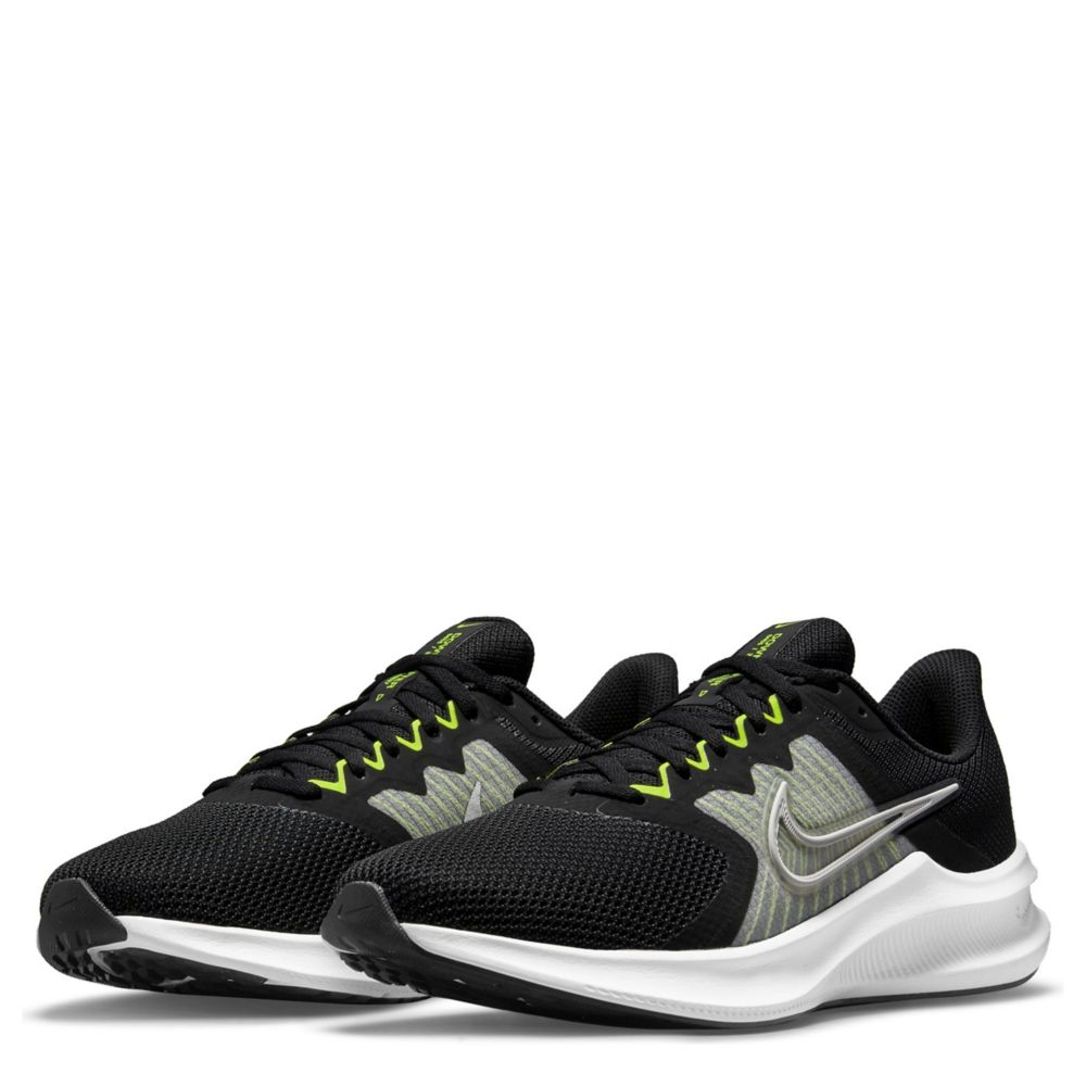 mens running shoes 11