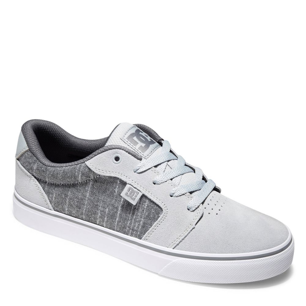 grey dc shoes
