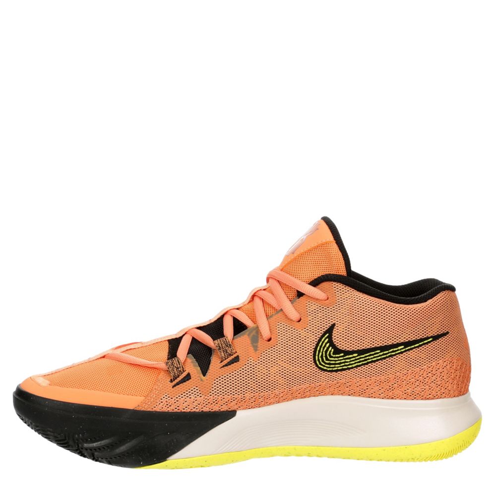 Men's kyrie clearance flytrap basketball shoe