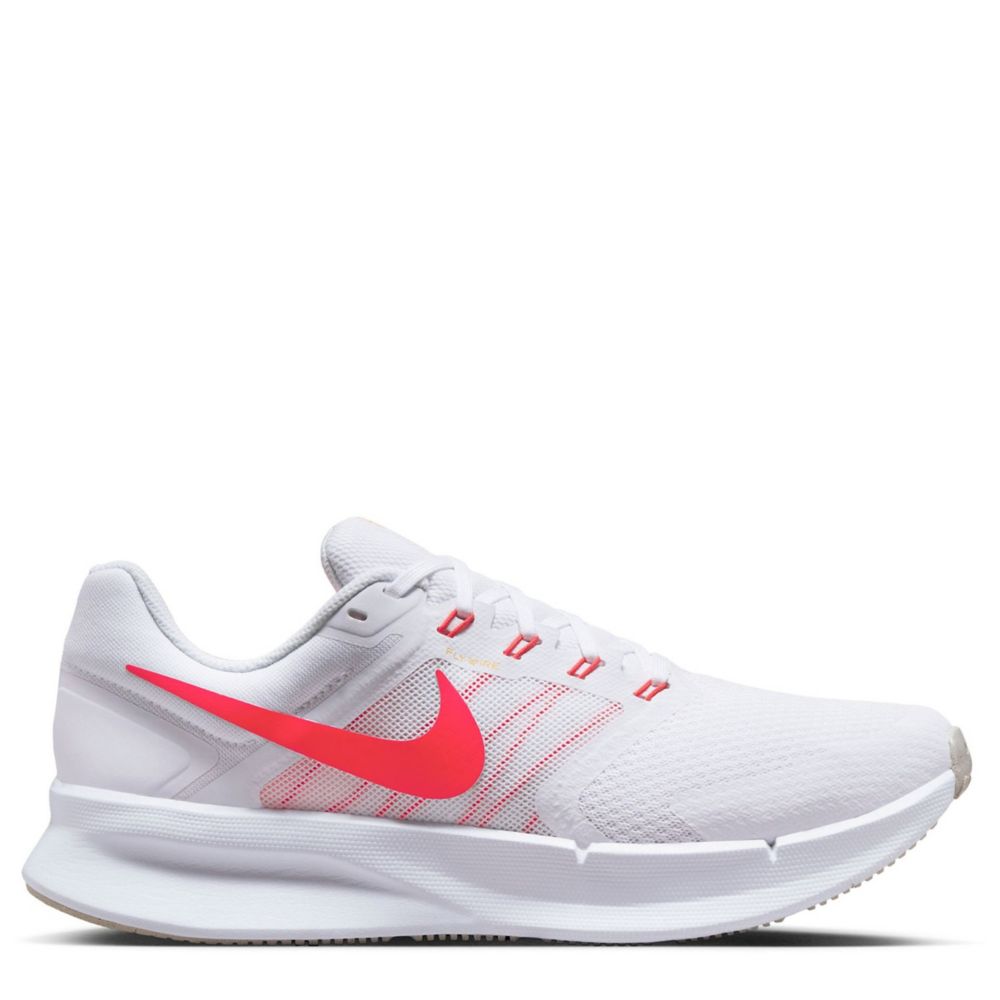 Red Mens Run Swift 3 Running Shoe, Nike