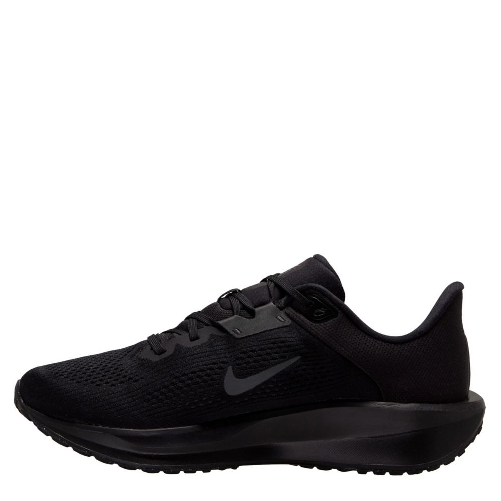 MENS QUEST 6 RUNNING SNEAKER