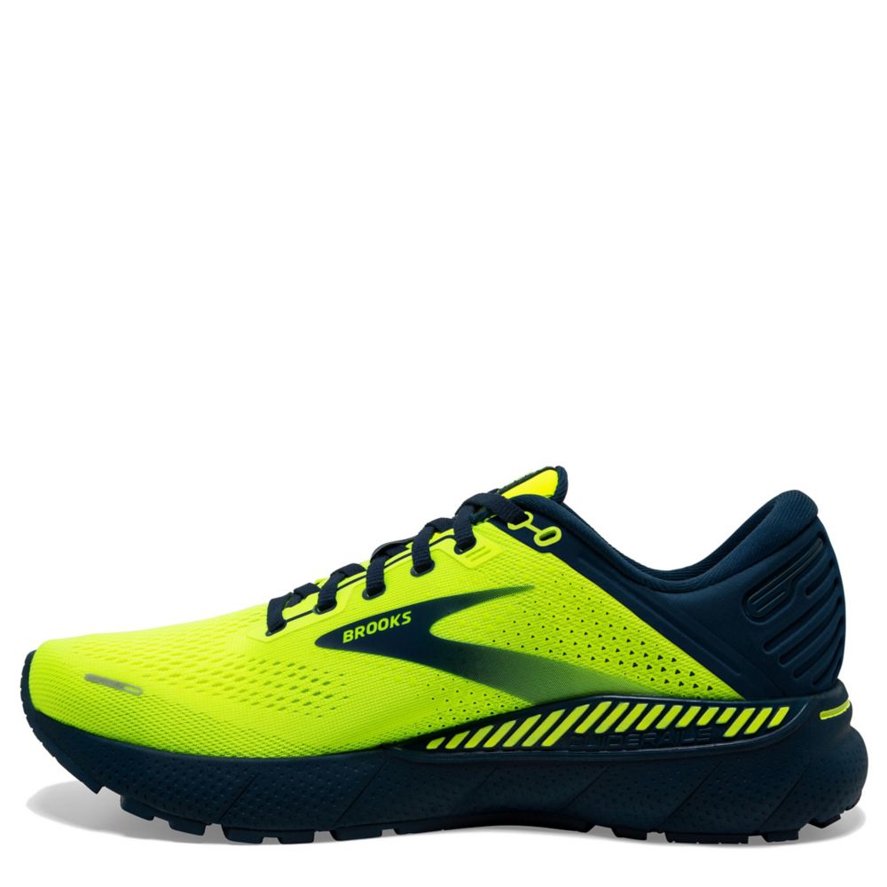 MENS ADRENALINE GTS 22 RUNNING SHOE