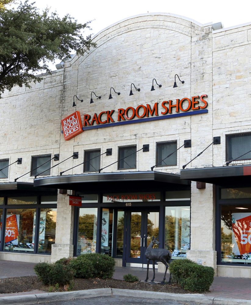 Shoe Stores at Ingram Park Mall in San Antonio, TX