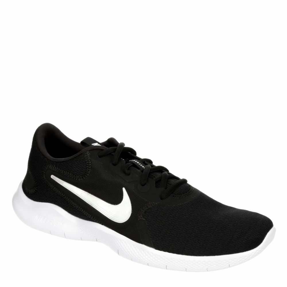 blck nike shoes