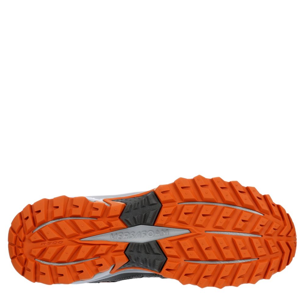 rack room shoes saucony