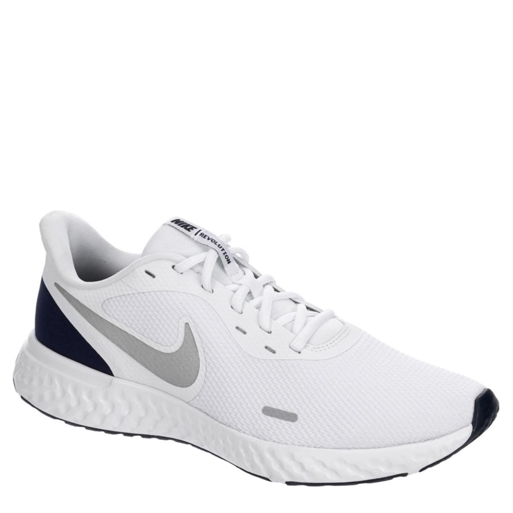 nike white shoes man