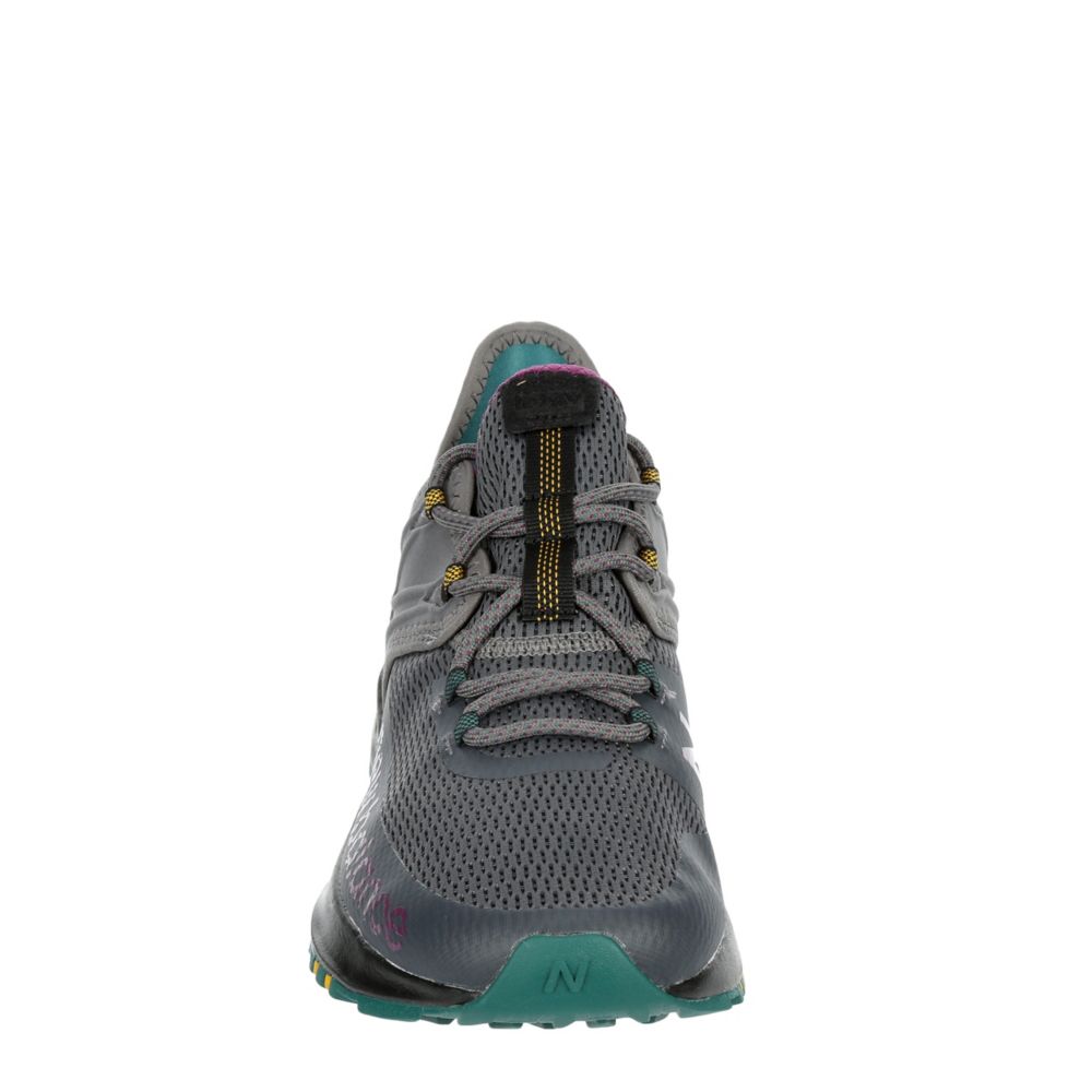 men's new balance fresh foam roav trail