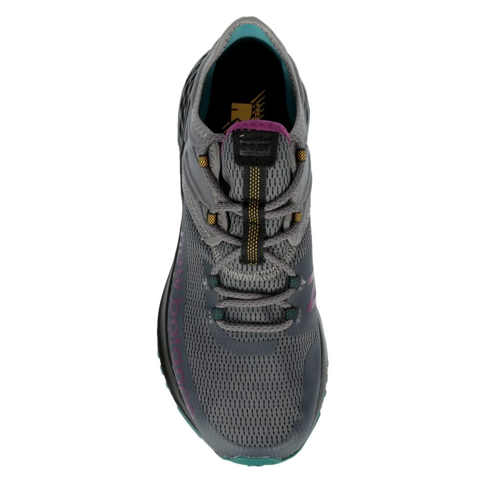 men's new balance fresh foam roav trail