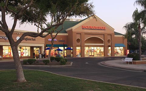 nike outlet tulare