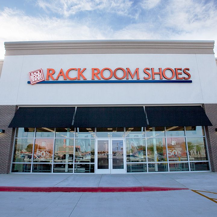 shoe stores close to my current location
