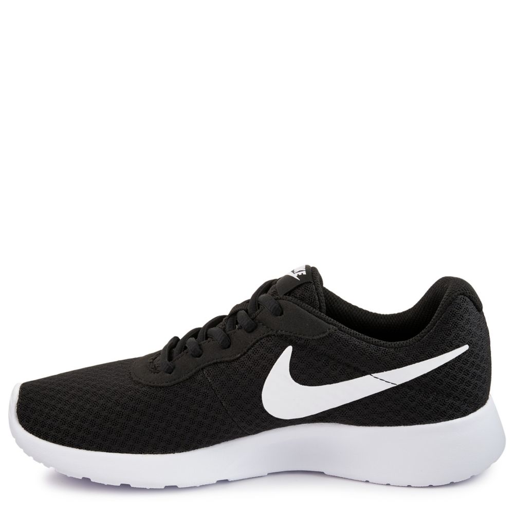 nike womens tanjun athletics sneakers