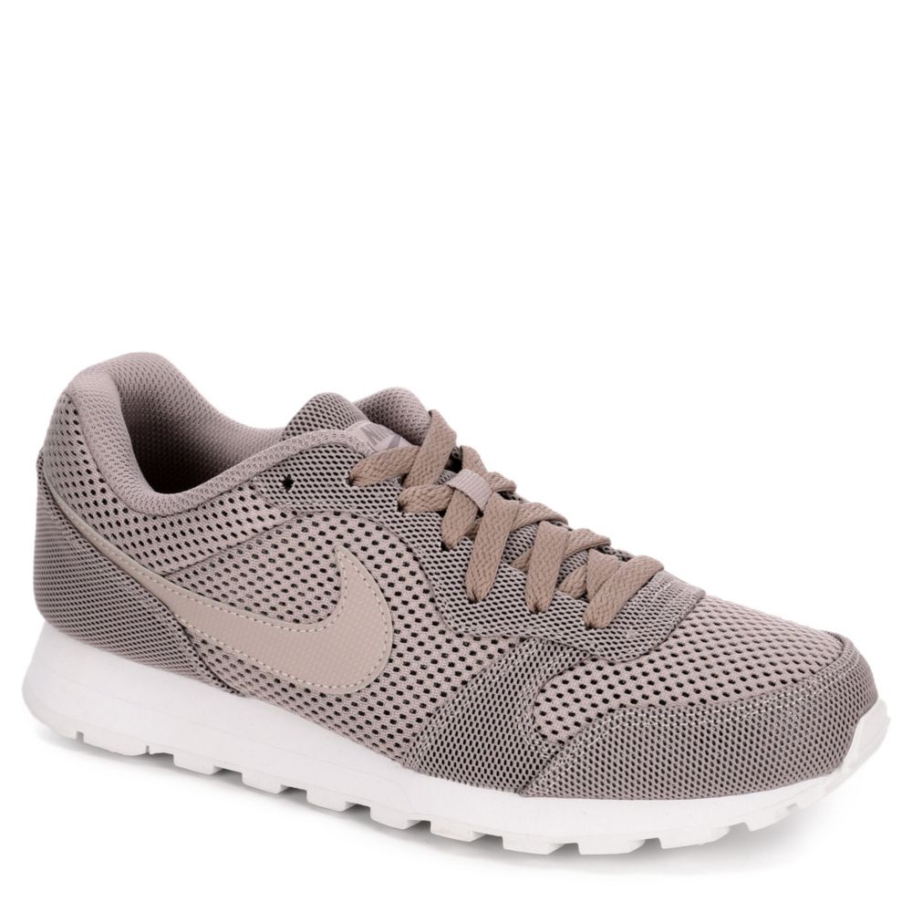 nike md runner 2 se