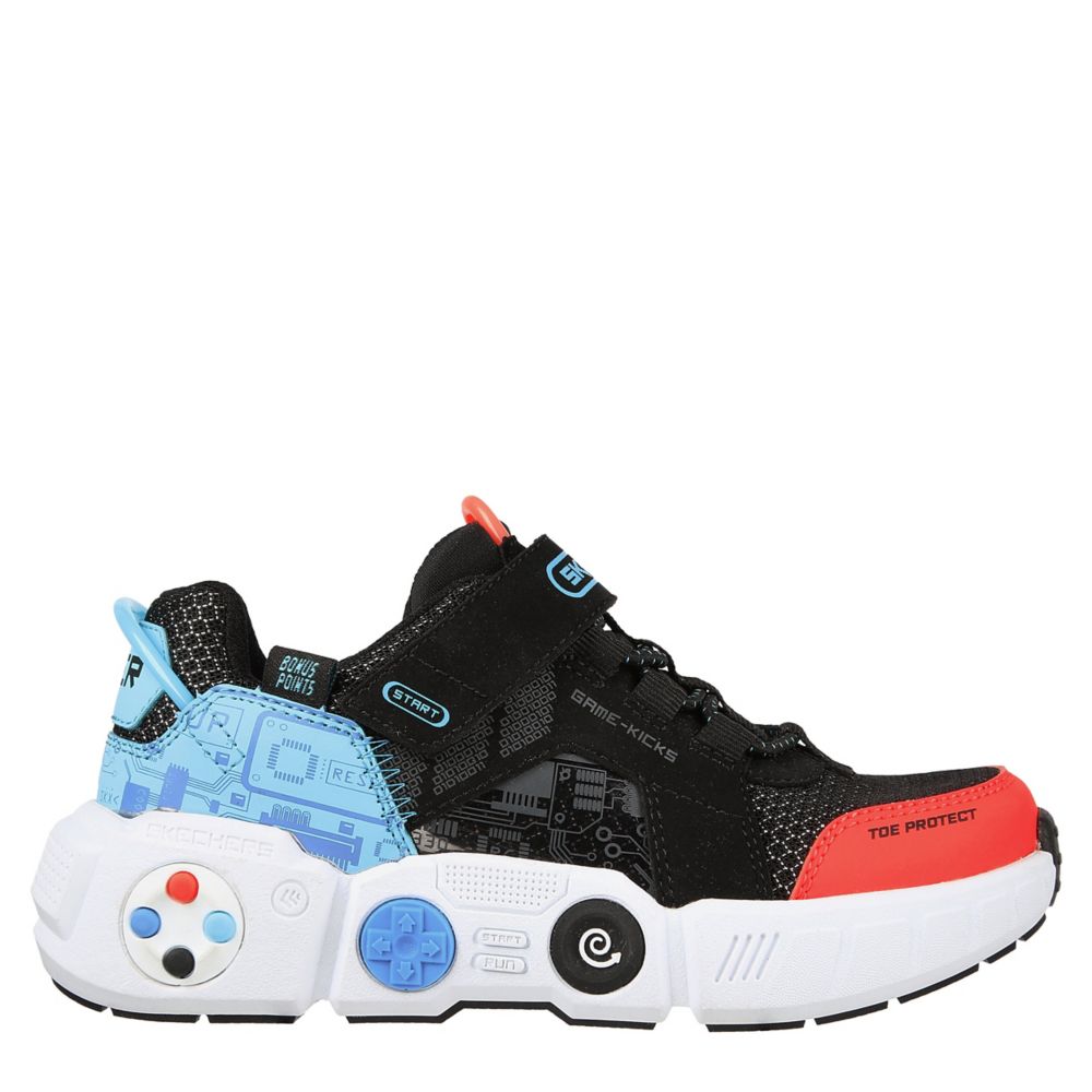 Skechers game store kicks boy