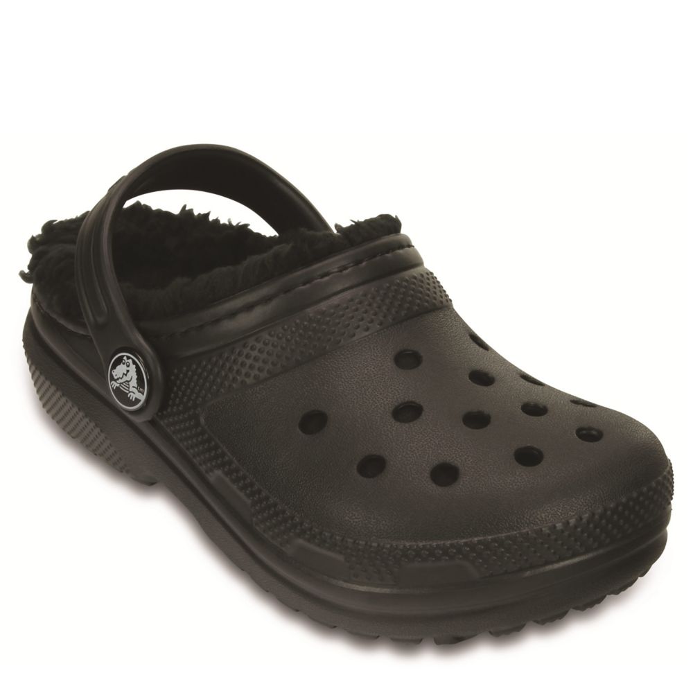 Boys fuzzy crocs on sale